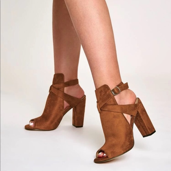 SHEIN Booties - Picture 2 of 4